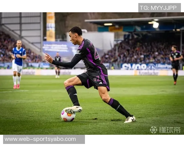 弗罗因德谈年轻球员个性化评估称赞查韦斯天赋出众